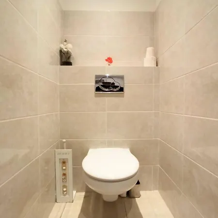 Viva Riviera 2 Bedrooms 2 Bathrooms Rue Florian Daire